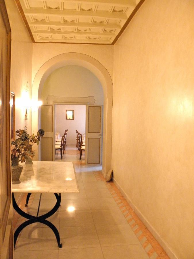Residenza Al Corso Suites Рим Экстерьер фото